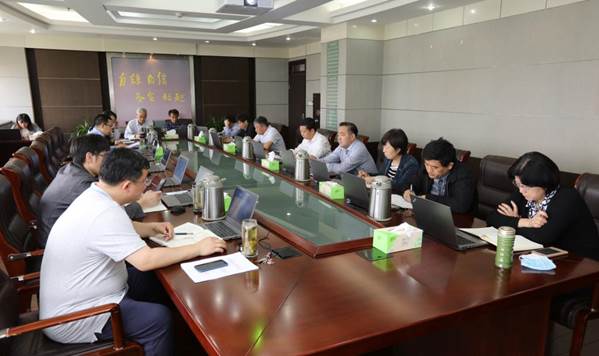 http://xinwen.nufe.edu.cn/__local/A/F5/53/E346C55533A346EB7741865E739_512DF49F_13E15.jpg
