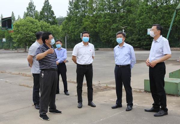 http://www.nufe.edu.cn/__local/4/45/12/217D0992FF296341E22AB75745E_CC6E8DCD_1C7E0.jpg